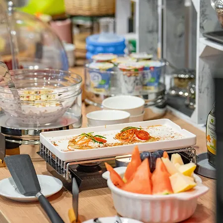 לינה וארוחת בוקר Bellagio דאבוס