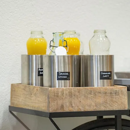 Bellagio לינה וארוחת בוקר דאבוס