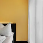Bellagio فندق مبيت وإفطار دافوس